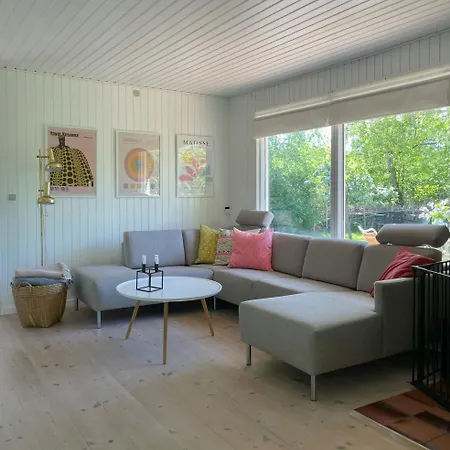 Family-friendly Oasis And Relaxation At Reerso *